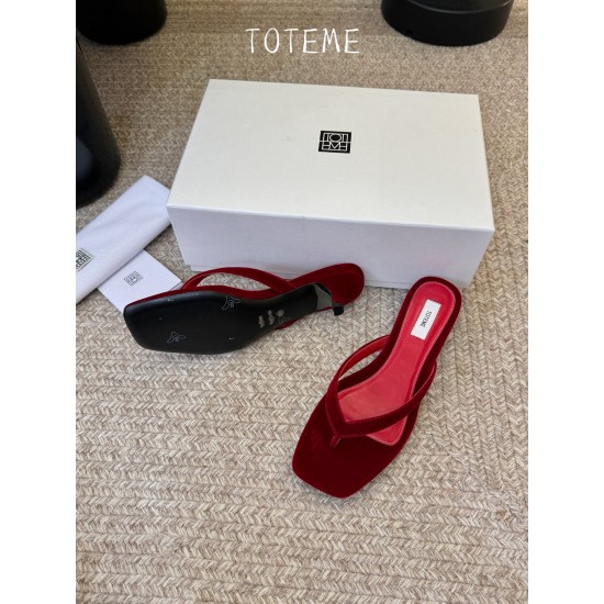 Toteme Slippers