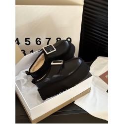 Ugg Shoes Top Quality
Women 35-41
