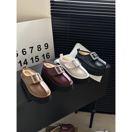 Ugg Shoes Top Quality
Women 35-41
