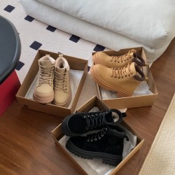 Ugg Shoes Top Quality
Women 35-41