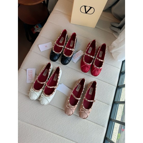 Valentino Shoes Women Top Quality Collection
size 35-41