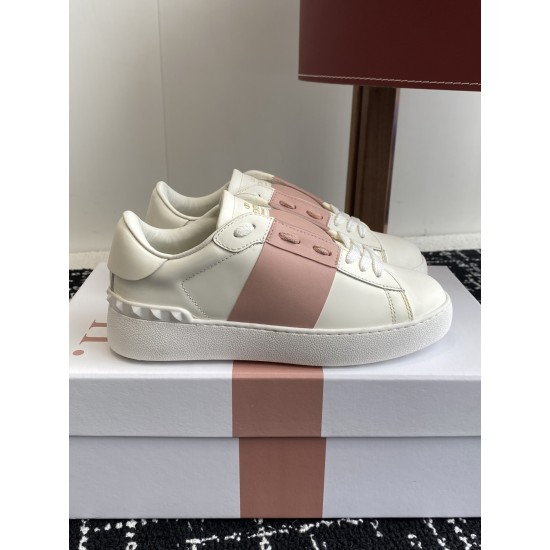 Valentino Shoes Top Quality
Women size 35-41
Men size 39-45
