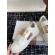 Valentino Shoes Top Quality
Women size 35-41
Men size 39-45