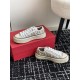 Valentino Shoes Top Quality
Women size 35-41
Men size 39-45