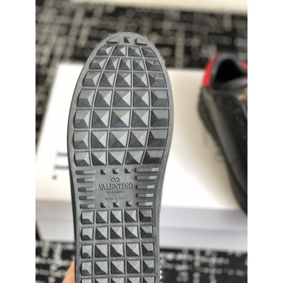 Valentino Shoes Top Quality
Women size 35-41
Men size 39-45
