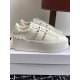 Valentino Shoes Top Quality
Women size 35-41
Men size 39-45