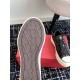 Valentino Shoes Top Quality
Women size 35-41
Men size 39-45