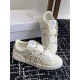 Valentino Shoes Top Quality
Women size 35-41
Men size 39-45