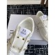 Valentino Shoes Top Quality
Women size 35-41
Men size 39-45