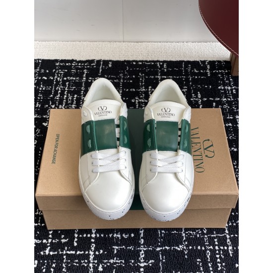 Valentino Shoes Top Quality
Women size 35-41
Men size 39-45