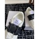 Valentino Shoes Top Quality
Women size 35-41
Men size 39-45