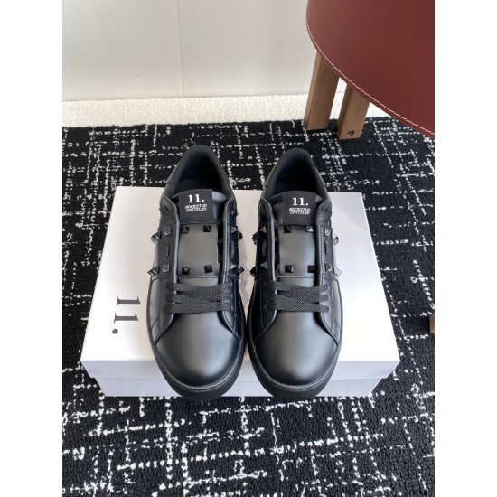 Valentino Shoes Top Quality
Women size 35-41
Men size 39-45