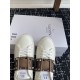 Valentino Shoes Top Quality
Women size 35-41
Men size 39-45