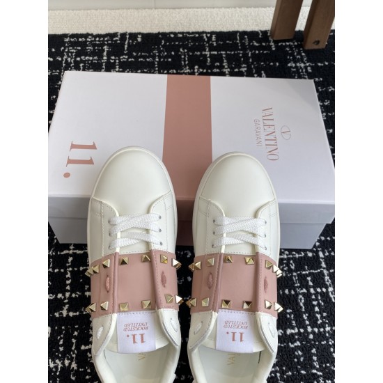 Valentino Shoes Top Quality
Women size 35-41
Men size 39-45