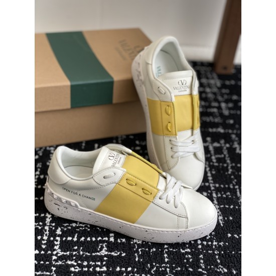 Valentino Shoes Top Quality
Women size 35-41
Men size 39-45