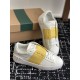 Valentino Shoes Top Quality
Women size 35-41
Men size 39-45