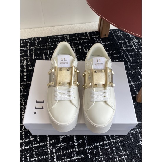 Valentino Shoes Top Quality
Women size 35-41
Men size 39-45
