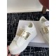 Valentino Shoes Top Quality
Women size 35-41
Men size 39-45