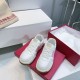 Valentino Shoes Top Quality
Women size 35-41
Men size 39-45