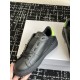 Valentino Shoes Top Quality
Women size 35-41
Men size 39-45