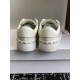 Valentino Shoes Top Quality
Women size 35-41
Men size 39-45