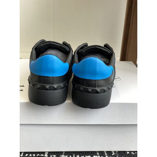 Valentino Shoes Top Quality
Women size 35-41
Men size 39-45