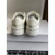 Valentino Shoes Top Quality
Women size 35-41
Men size 39-45