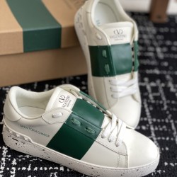 Valentino Shoes Top Quality
Women size 35-41
Men size 39-45