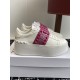 Valentino Shoes Top Quality
Women size 35-41
Men size 39-45