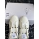 Valentino Shoes Top Quality
Women size 35-41
Men size 39-45