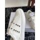 Valentino Shoes Top Quality
Women size 35-41
Men size 39-45
