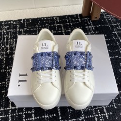 Valentino Shoes Top Quality
Women size 35-41
Men size 39-45