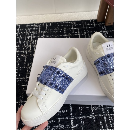 Valentino Shoes Top Quality
Women size 35-41
Men size 39-45