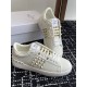 Valentino Shoes Top Quality
Women size 35-41
Men size 39-45
