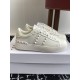 Valentino Shoes Top Quality
Women size 35-41
Men size 39-45