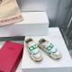 Valentino Shoes Top Quality
Women size 35-41
Men size 39-45