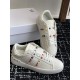 Valentino Shoes Top Quality
Women size 35-41
Men size 39-45