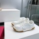 Valentino Shoes Top Quality
Women size 35-41
Men size 39-45