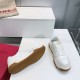Valentino Shoes Top Quality
Women size 35-41
Men size 39-45