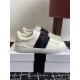 Valentino Shoes Top Quality
Women size 35-41
Men size 39-45