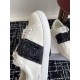 Valentino Shoes Top Quality
Women size 35-41
Men size 39-45