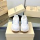 Valentino Shoes Top Quality
Women size 35-41
Men size 39-45