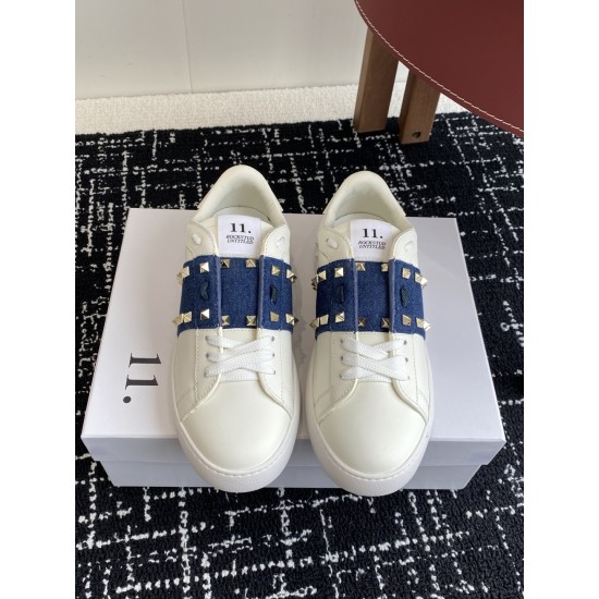 Valentino Shoes Top Quality
Women size 35-41
Men size 39-45