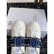 Valentino Shoes Top Quality
Women size 35-41
Men size 39-45