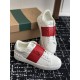 Valentino Shoes Top Quality
Women size 35-41
Men size 39-45