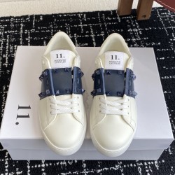 Valentino Shoes Top Quality
Women size 35-41
Men size 39-45
