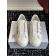 Valentino Shoes Top Quality
Women size 35-41
Men size 39-45