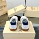 Valentino Shoes Top Quality
Women size 35-41
Men size 39-45
