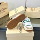 Valentino Shoes Top Quality
Women size 35-41
Men size 39-45