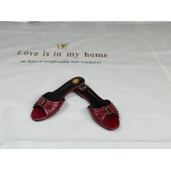 YSL Heels Top Quality Collection
Women 35-41